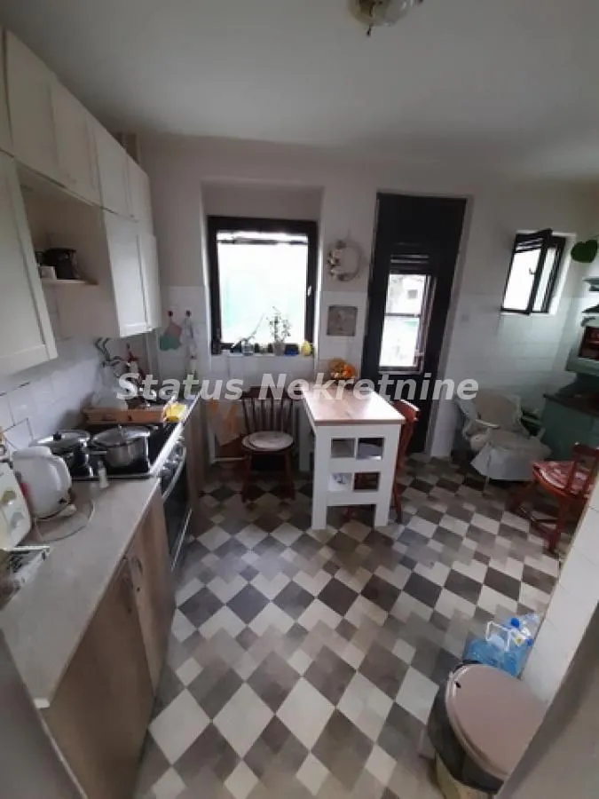 Prodaja, kuća, 135m², Petrovaradin, Novi Sad