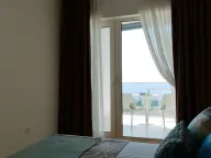 Rent, one bedroom apartment, 67m², Tree cane, Budva - image 3