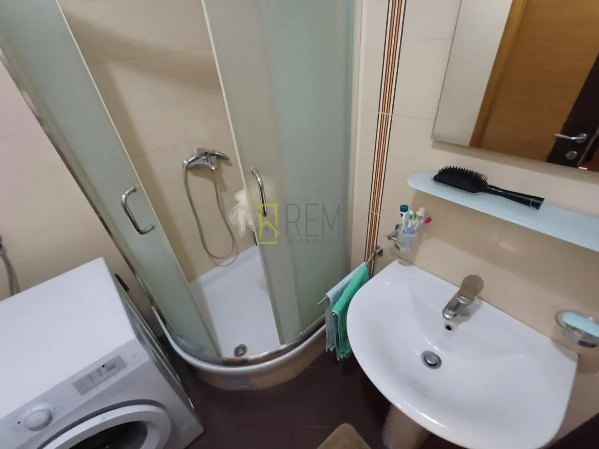 Prodaja, jednosoban stan, 44m², Stari Aerodrom, Podgorica
