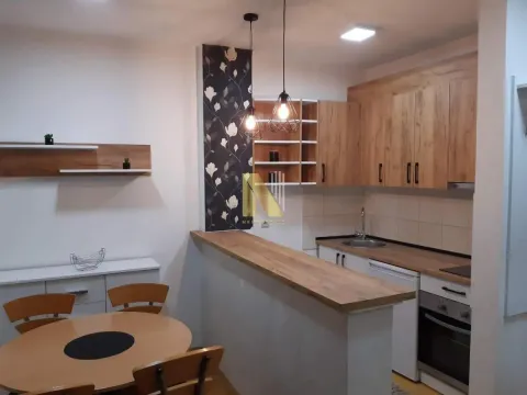 Izdavanje, jednosoban stan, 39m², Bulevar Oslobodjenja, Novi Sad Sve Podlokacije - image 5