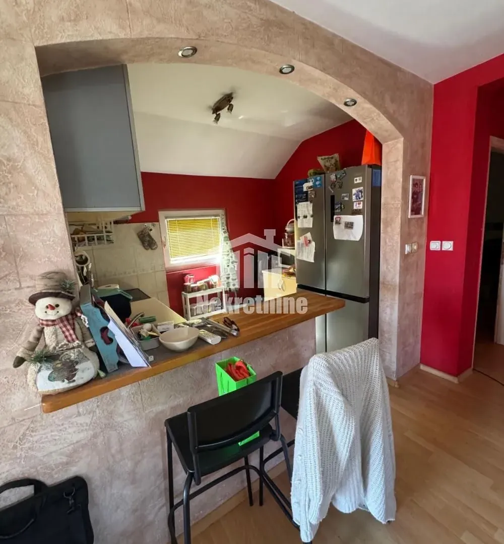 Prodaja, kuća, 182m², Zemun Novi Grad, Zemun Sve Podlokacije