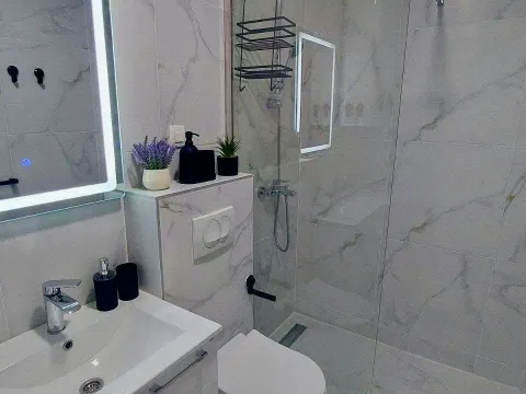 Prodaja, garsonjera, 48m², Ilino, Bar - image 11