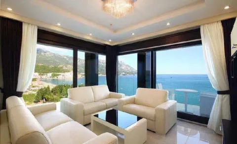 Rent, two bedroom apartment, 83m², Bečići, Budva - image 2