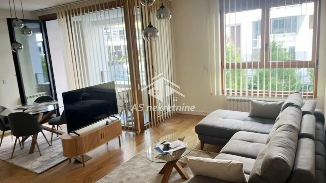 Izdavanje, dvosoban stan, 67m², Novi Beograd Sve Podlokacije, Beograd