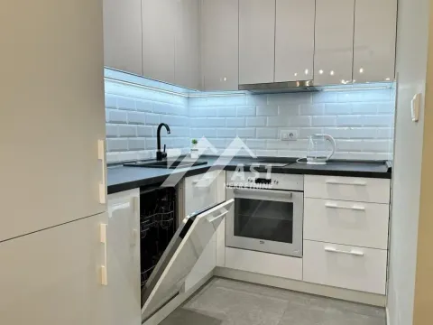 Izdavanje, jednosoban stan, 39m², Adamovićevo Naselje, Novi Sad Sve Podlokacije - image 4