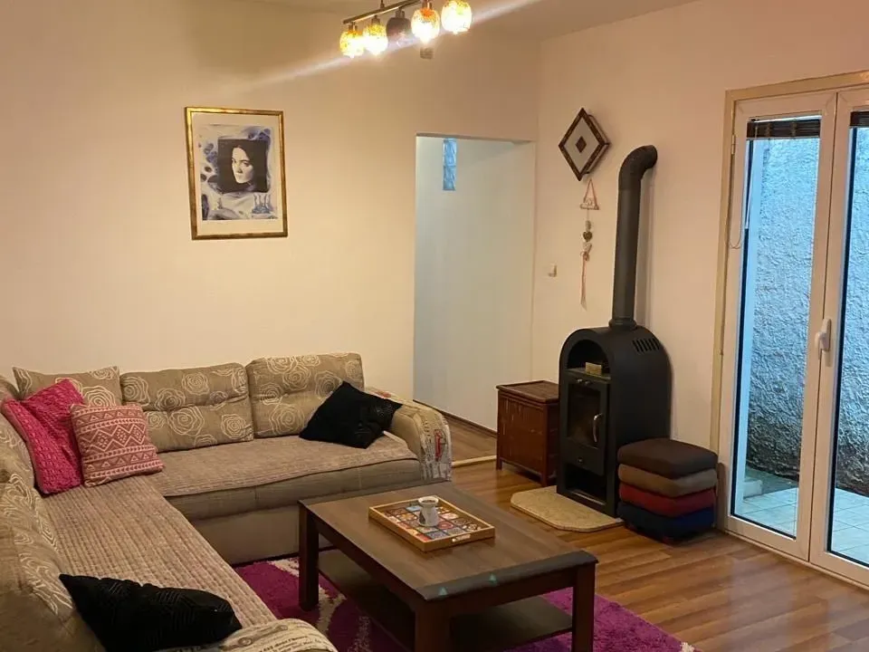 Rent, house, 106m², Pobrežje, Podgorica