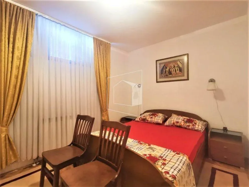 Izdavanje, jednosoban stan, 50m², Centar, Podgorica