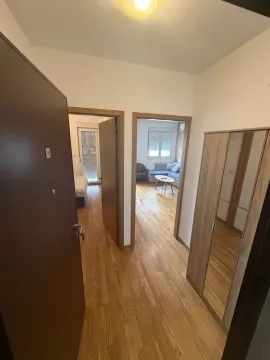 Rent, one bedroom apartment, 42m², City Kvart, Podgorica - image 2