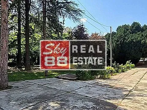 Prodaja, kuća, 401m², Zemun Kalvarija, Zemun Sve Podlokacije - image 3