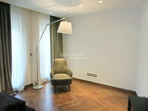 Rent, three bedroom apartment, 109m², Vračar Hram, Vračar Sve Podlokacije - image 9