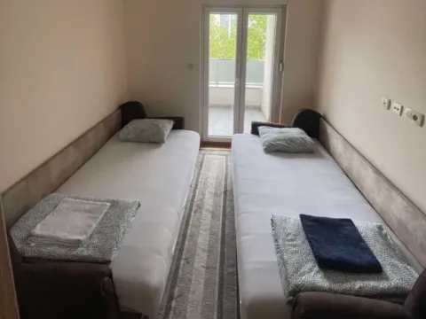 Izdavanje, jednosoban stan, 45m², Centar, Bar - image 3