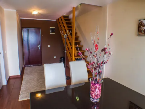 Rent, one bedroom apartment, 58m², Centar, Tivat - image 3