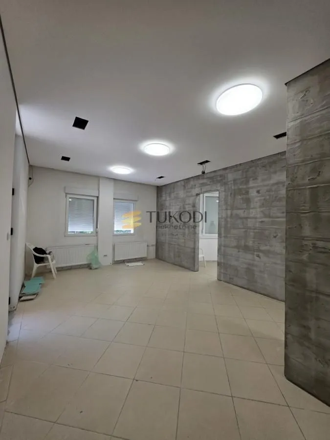 Rent, office space, 86m², Novi Beograd Blok 22, Novi Beograd Sve Podlokacije