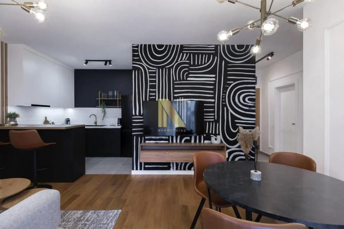 Izdavanje, dvosoban stan, 47m², Rotkvarija, Novi Sad Sve Podlokacije