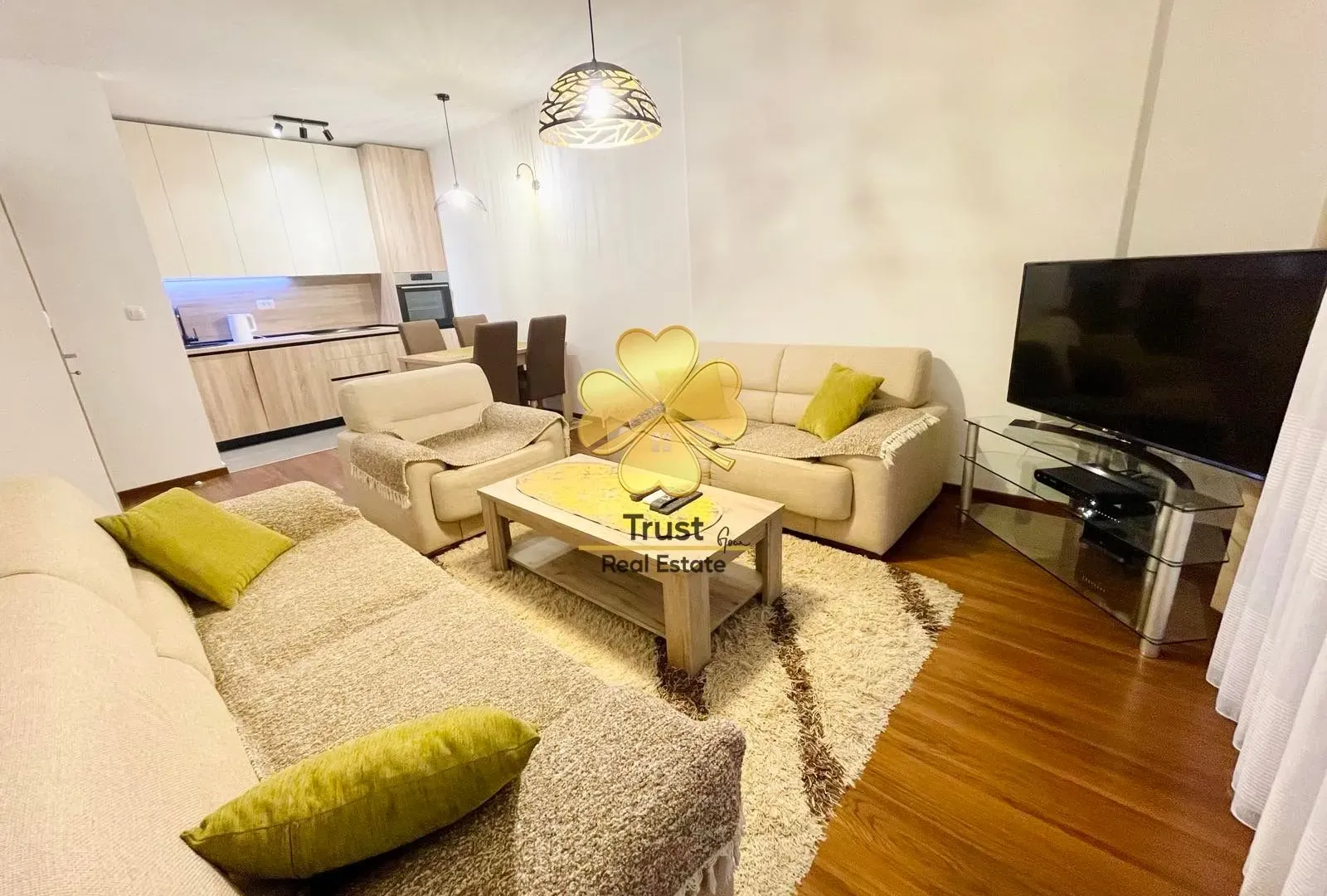 Izdavanje, jednosoban stan, 52m², Master Kvart, Podgorica