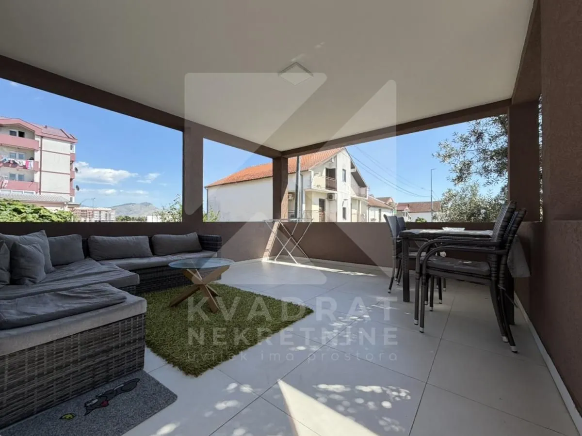 Rent, two bedroom apartment, 120m², Stari Aerodrom, Podgorica