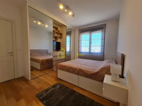 Izdavanje, trosoban stan, 95m², City Kvart, Podgorica - image 20