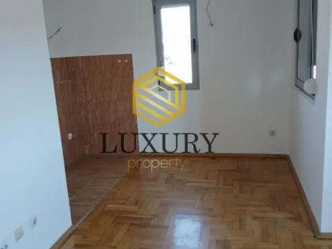 Rent, apartment, 40m², Stari Aerodrom, Podgorica - image 11