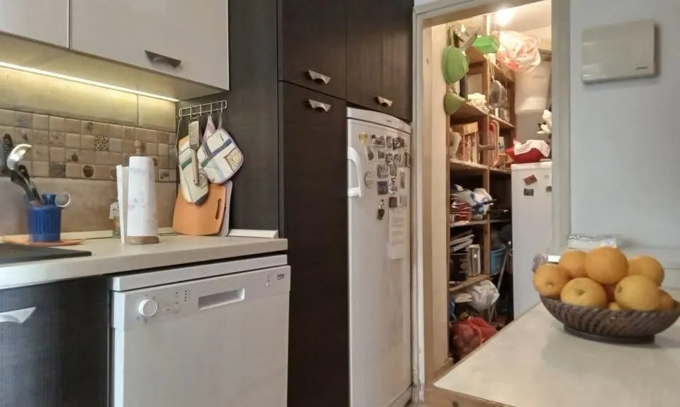 Prodaja, trosoban stan, 102m², Centar, Tivat