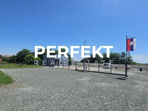 Rent, office space, 42m², Pančevo, Srbija - image 1