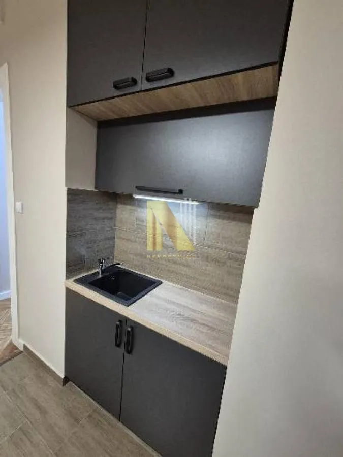 Prodaja, garsonjera, 32m², Centar, Novi Sad