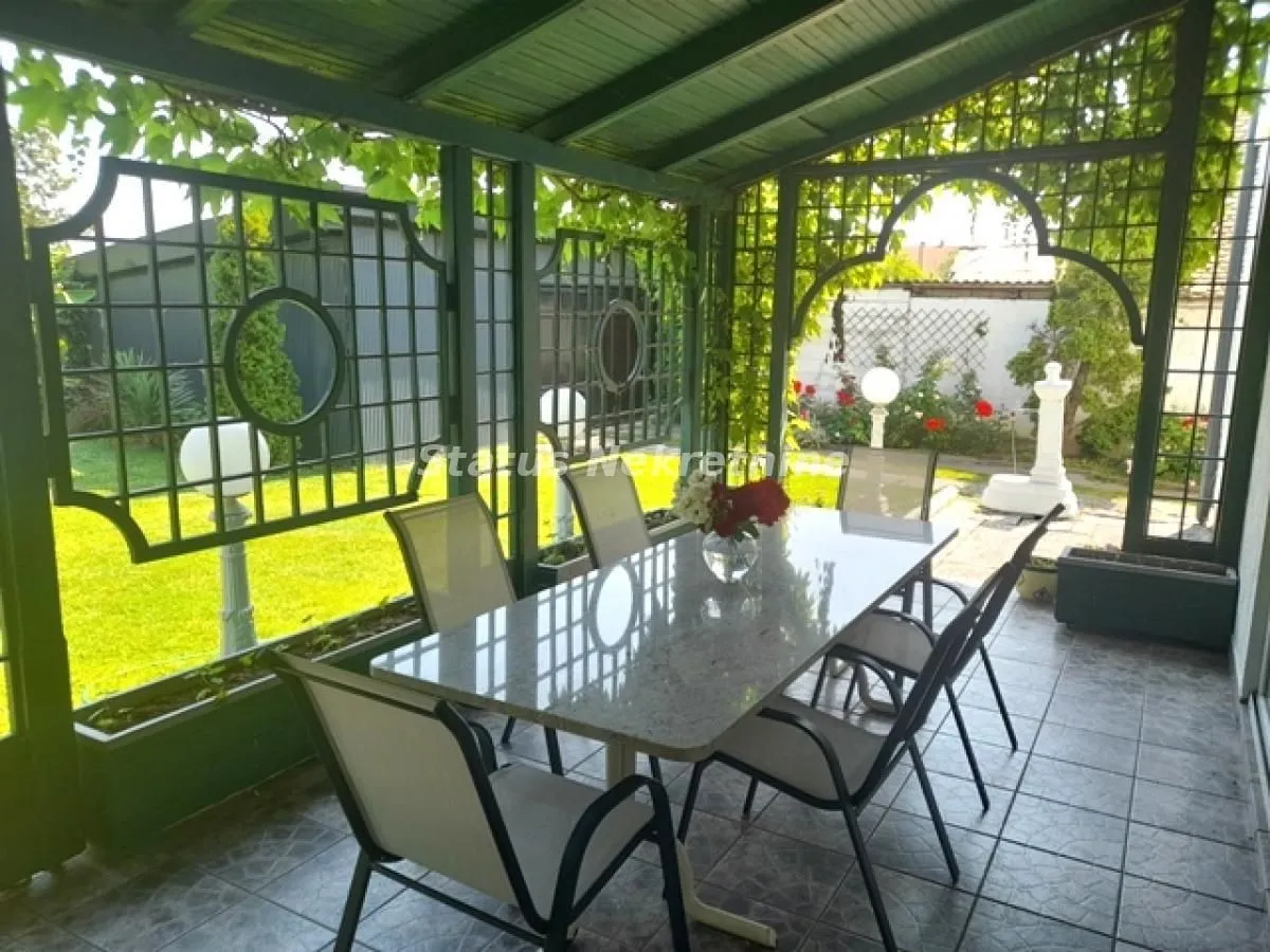 Prodaja, kuća, 274m², Temerin, Novi Sad