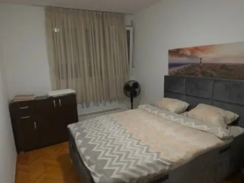 Izdavanje, jednosoban stan, 38m², Gintaš, Podgorica - image 9