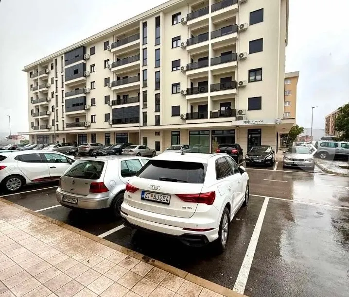 Prodaja, dvosoban stan, 52m², City Kvart, Podgorica