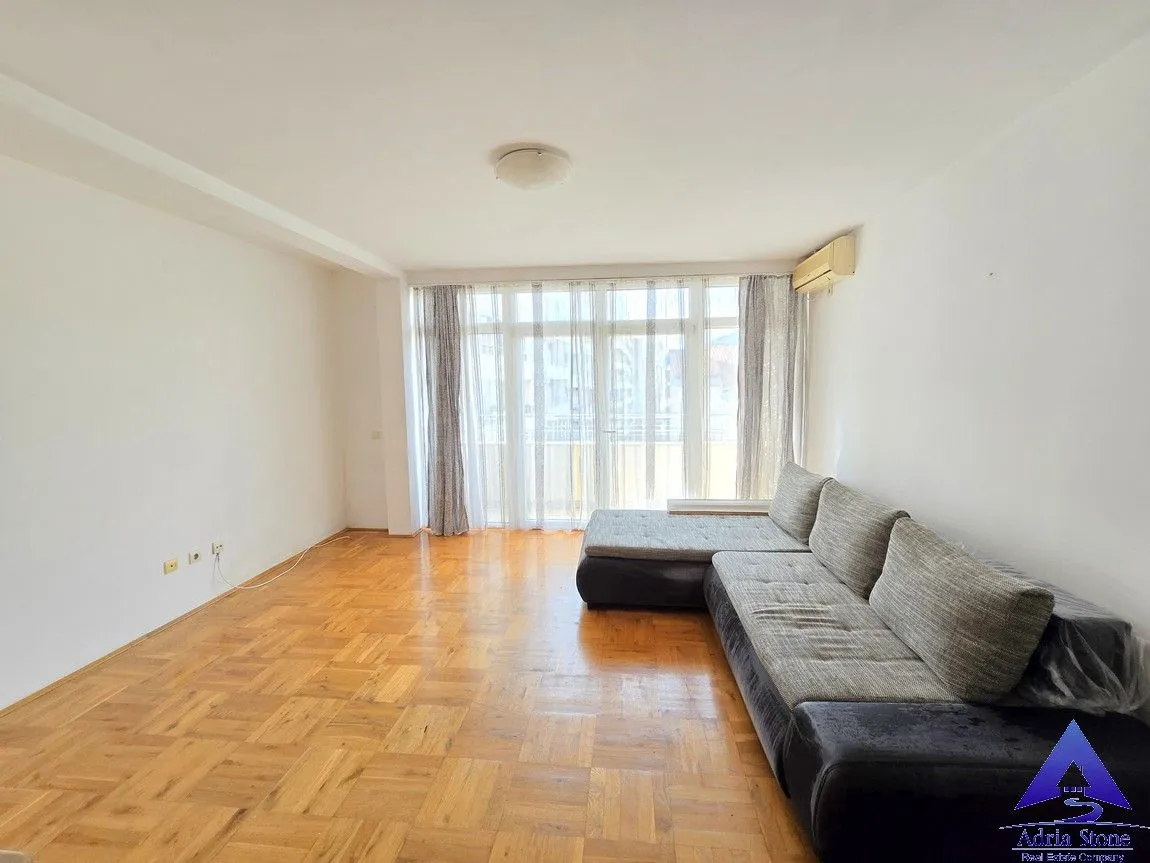 Prodaja, dvosoban stan, 58m², Velji Vinogradi, Budva