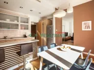 Izdavanje, trosoban stan, 126m², Vukov Spomenik, Zvezdara Sve Podlokacije - image 9