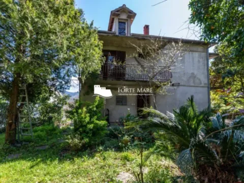Prodaja, kuća, 220m², Herceg Novi, Crna Gora