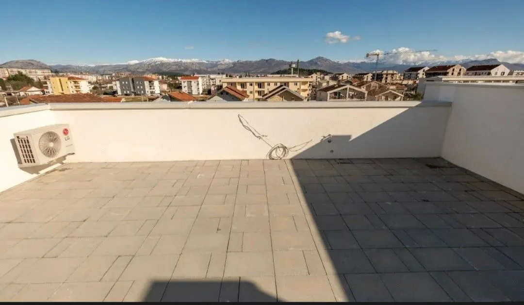 Prodaja, četvorosoban stan, 206m², Zabjelo, Podgorica