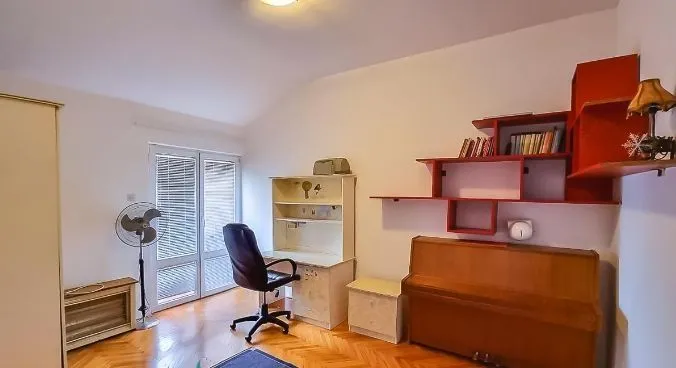 Prodaja, trosoban stan, 65m², Stari Aerodrom, Podgorica