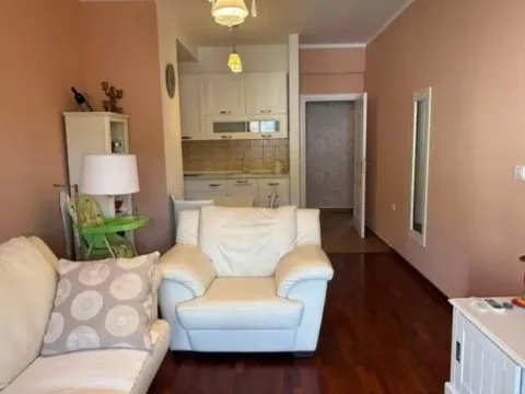 Sale, two bedroom apartment, 61m², Petrovac, Budva - image 4