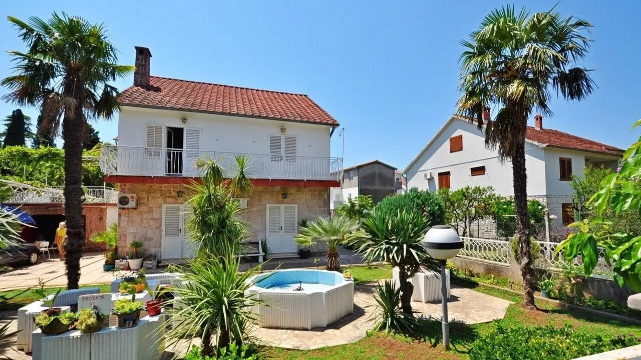 Sale, house, 377m², Seljanovo, Tivat