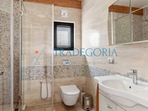 Prodaja, kuća, 220m², Tivat, Crna Gora - image 24
