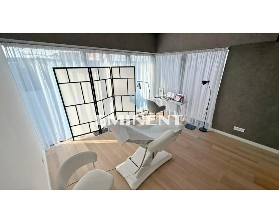Prodaja, četvorosoban stan, 123m², Novi Beograd Blok 65, Novi Beograd Sve Podlokacije