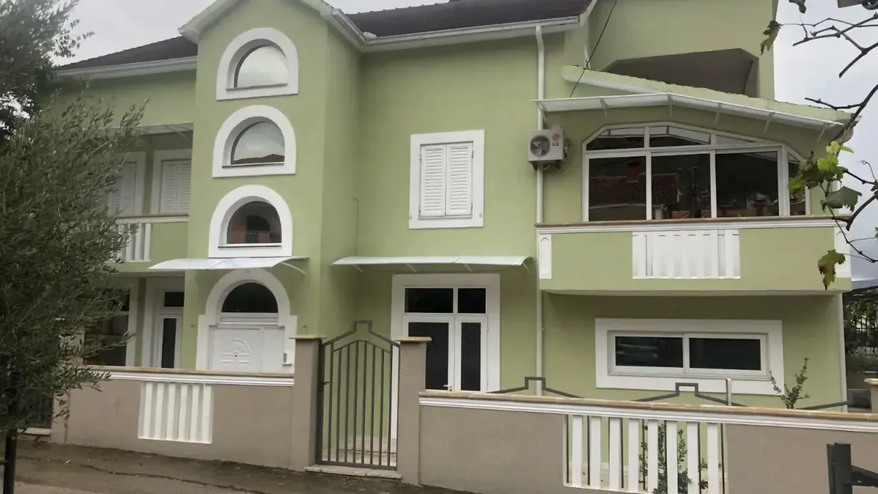 Prodaja, kuća, 447m², Tivat, Crna Gora