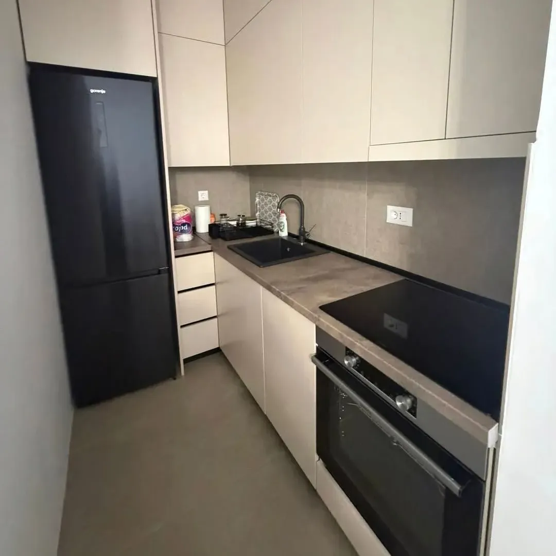 Izdavanje, dvosoban stan, 63m², Vezirov Most, Podgorica