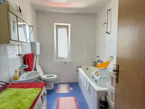 Sale, house, 168m², Zabjelo, Podgorica - image 8