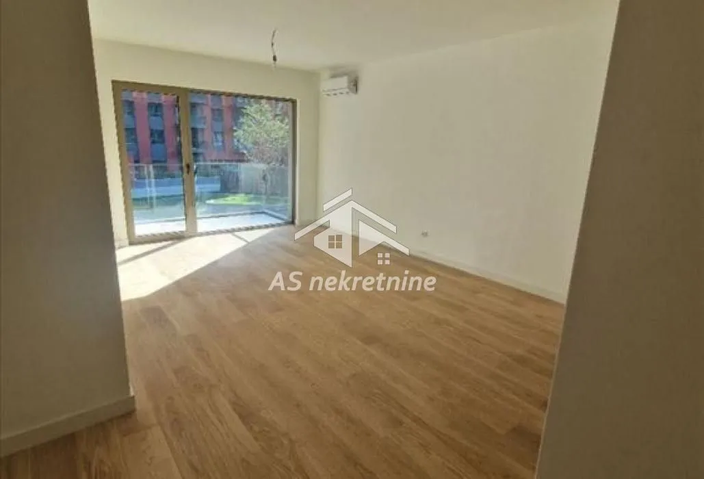 Rent, three bedroom apartment, 75m², Savski Venac, Beograd
