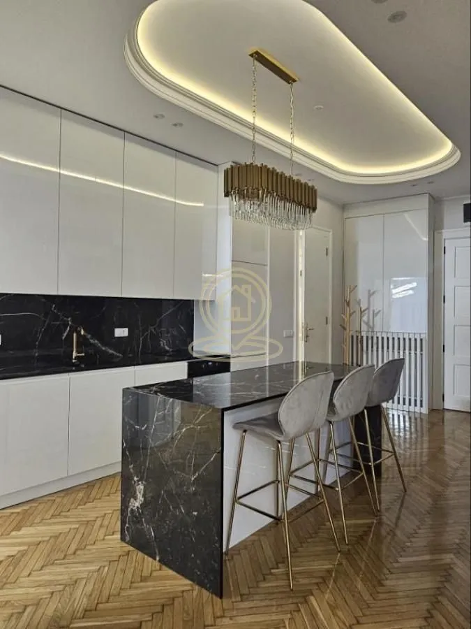 Rent, three bedroom apartment, 108m², Tašmajdan, Palilula Sve Podlokacije