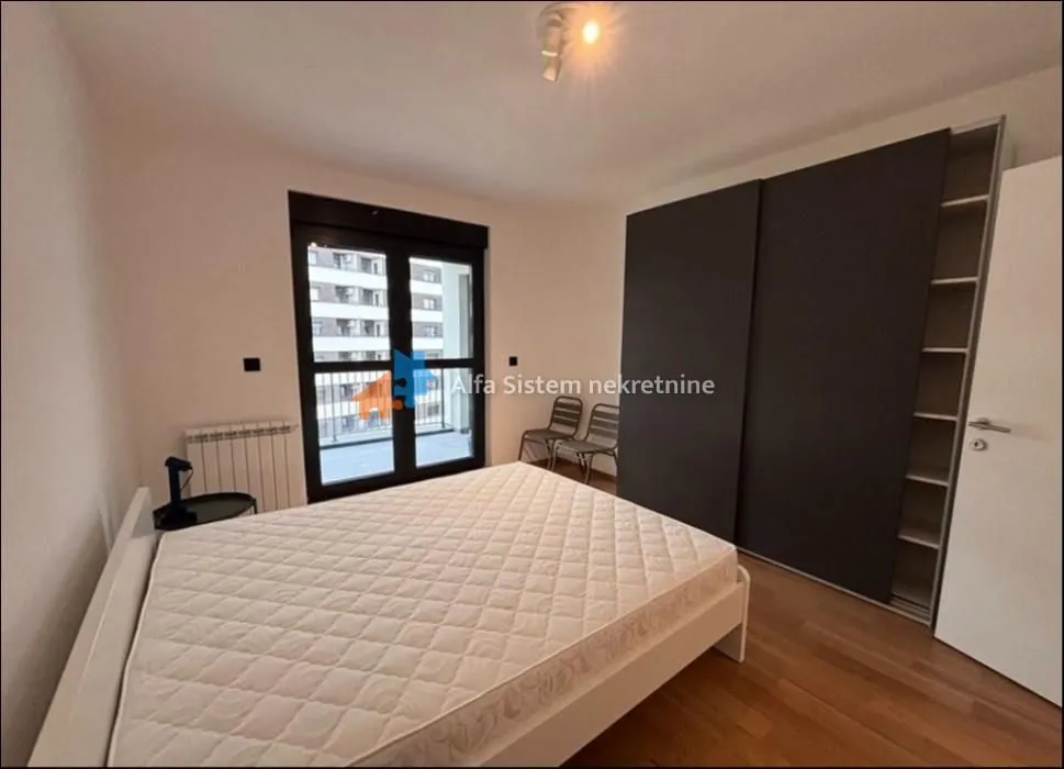 Izdavanje, dvosoban stan, 60m², Hala Pionir, Palilula Sve Podlokacije