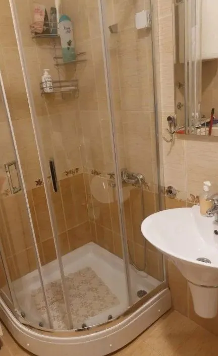 Izdavanje, dvosoban stan, 80m², Preko Morače, Podgorica