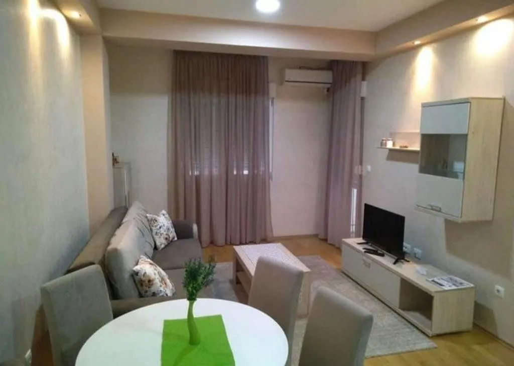 Izdavanje, jednosoban stan, 45m², Ljubović, Podgorica