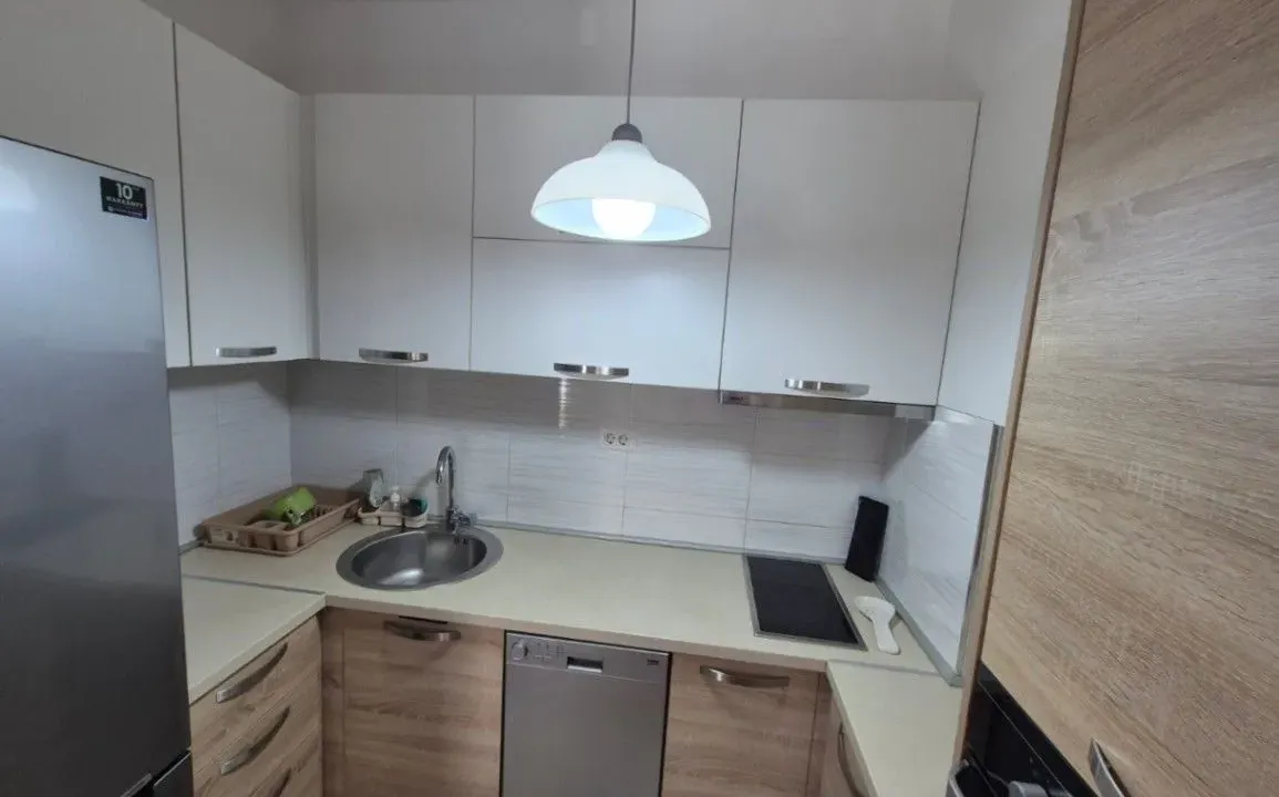 Izdavanje, jednosoban stan, 44m², City Kvart, Podgorica