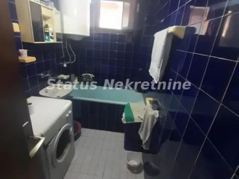 Prodaja, kuća, 180m², Centar, Inđija - image 6