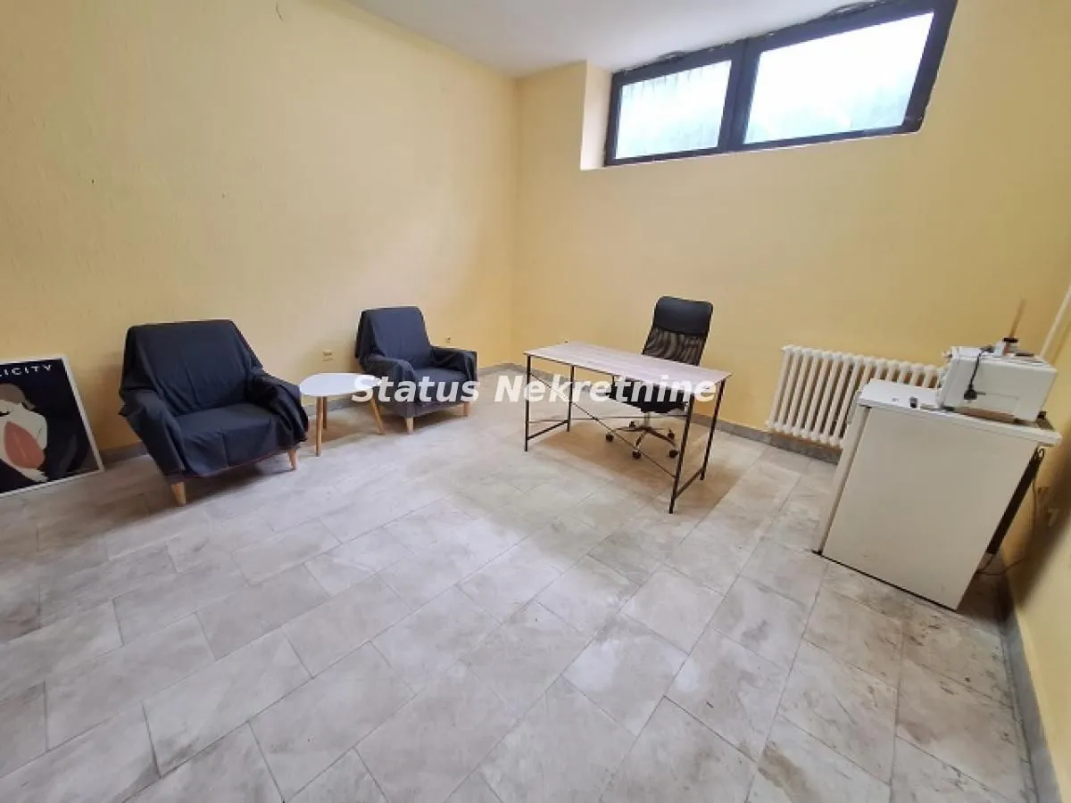 Rent, office space, 19m², Centar, Novi Sad
