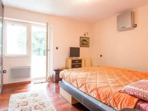 Prodaja, trosoban stan, 70m², Centar, Tivat - image 7