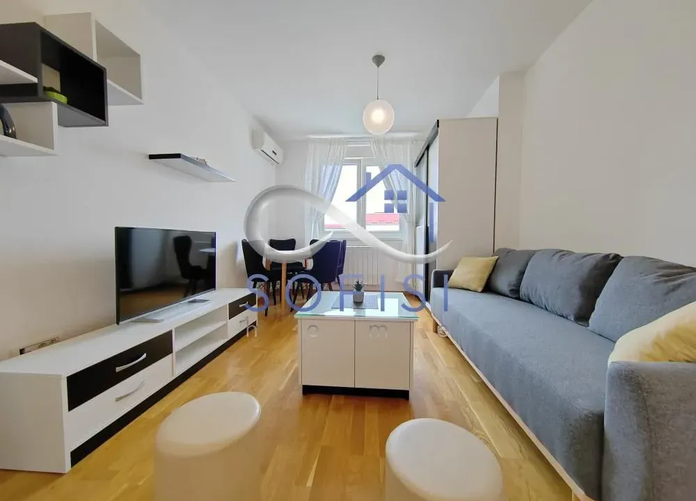 Izdavanje, stan, 30m², Podbara, Novi Sad Sve Podlokacije